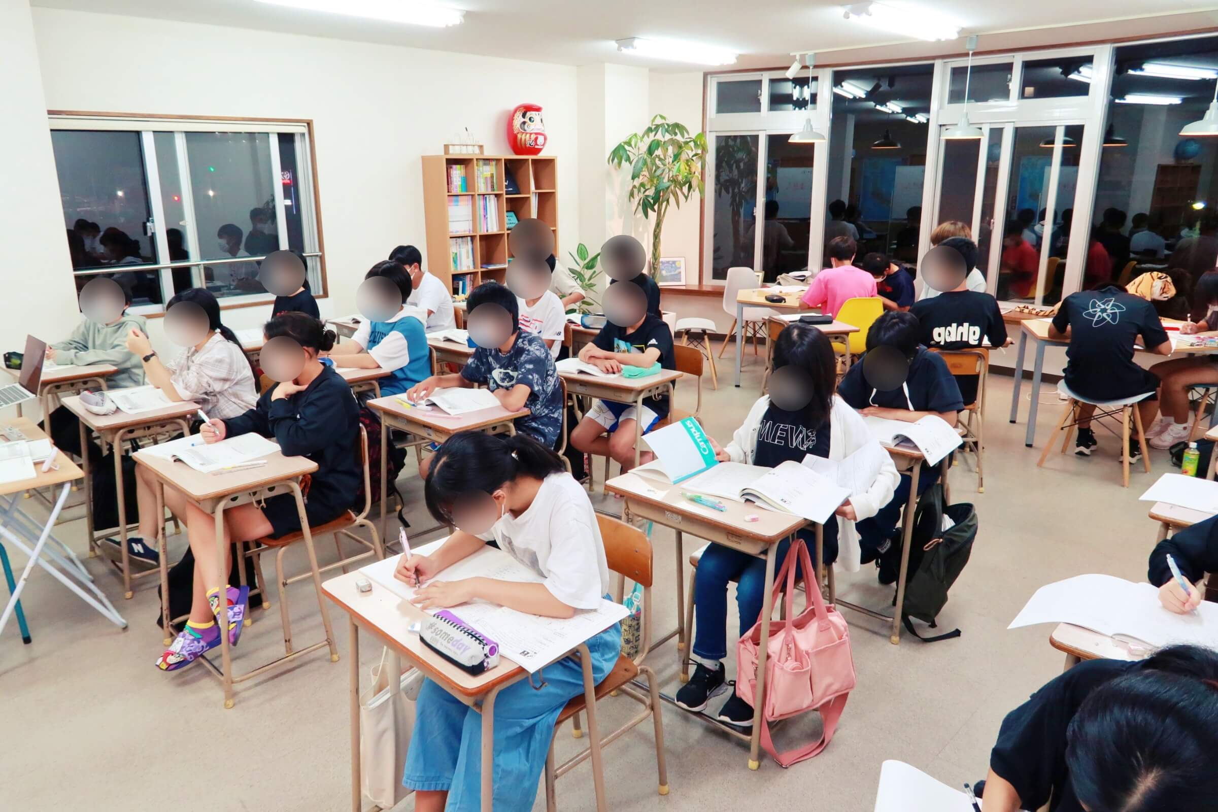 沖縄県うるま市の学習塾ベンガルの授業風景